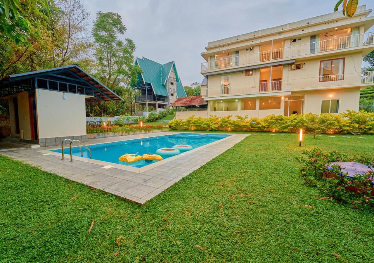 Glen Castle Vagamon Pool Resort By Voye Homes Exterior photo