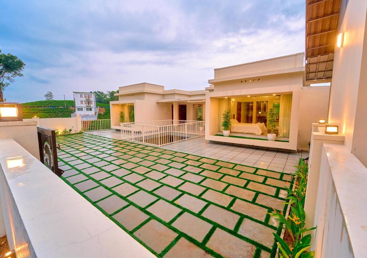 Glen Castle Vagamon Pool Resort By Voye Homes Exterior photo