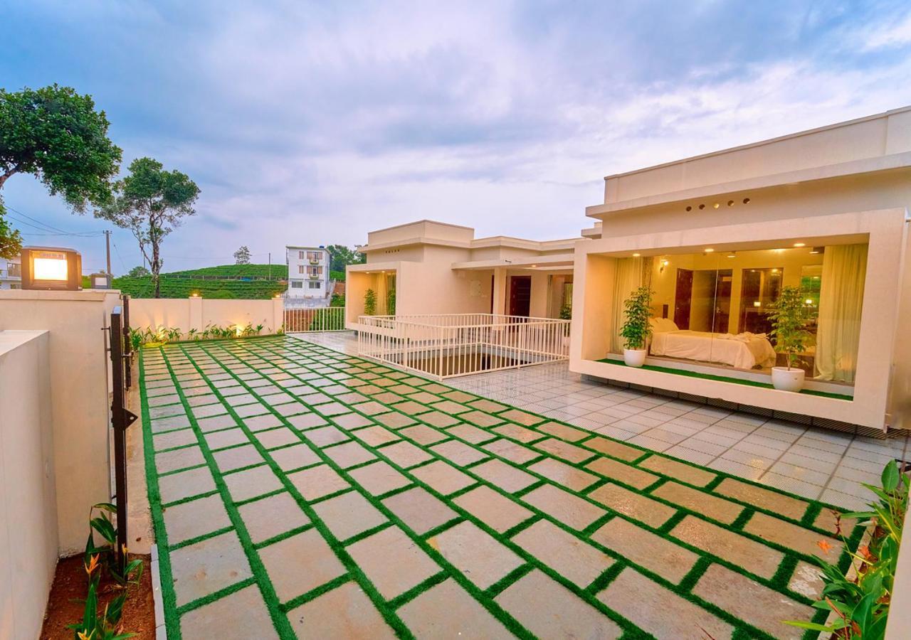 Glen Castle Vagamon Pool Resort By Voye Homes Exterior photo