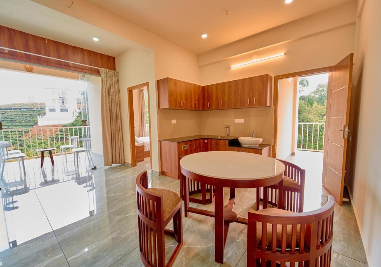 Glen Castle Vagamon Pool Resort By Voye Homes Exterior photo